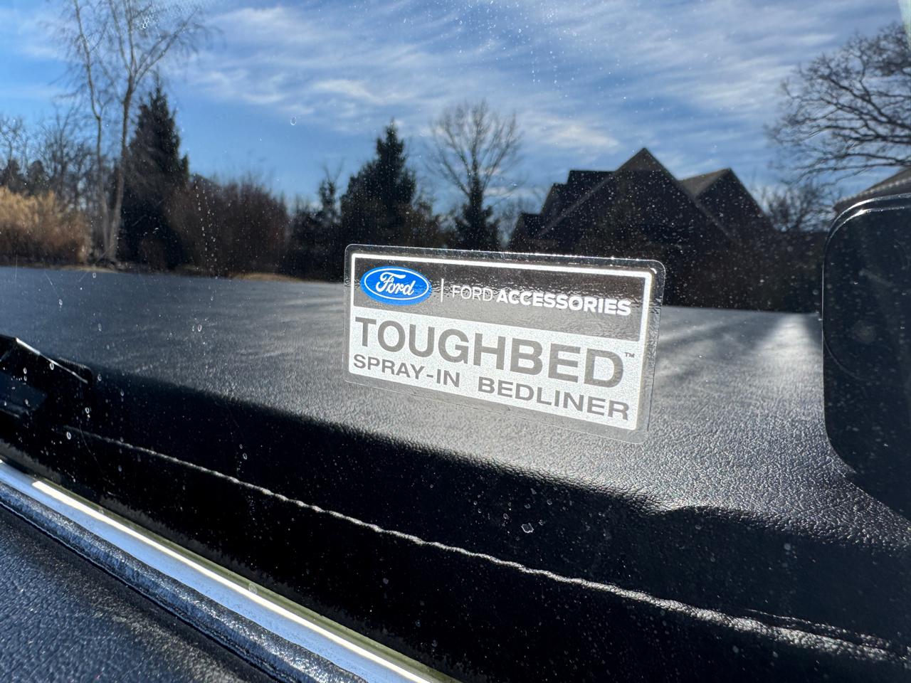 Ford Super Duty F-350 DRW XLT 4WD Crew Cab 8' Box 2020