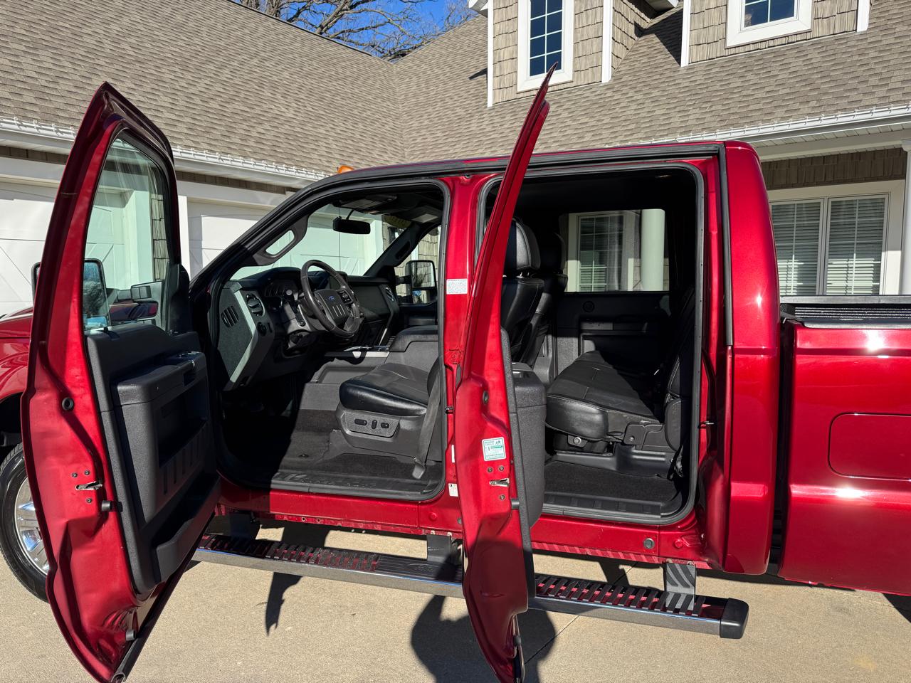 Ford Super Duty F-350 SRW 4WD Crew Cab 172" Lariat 2016