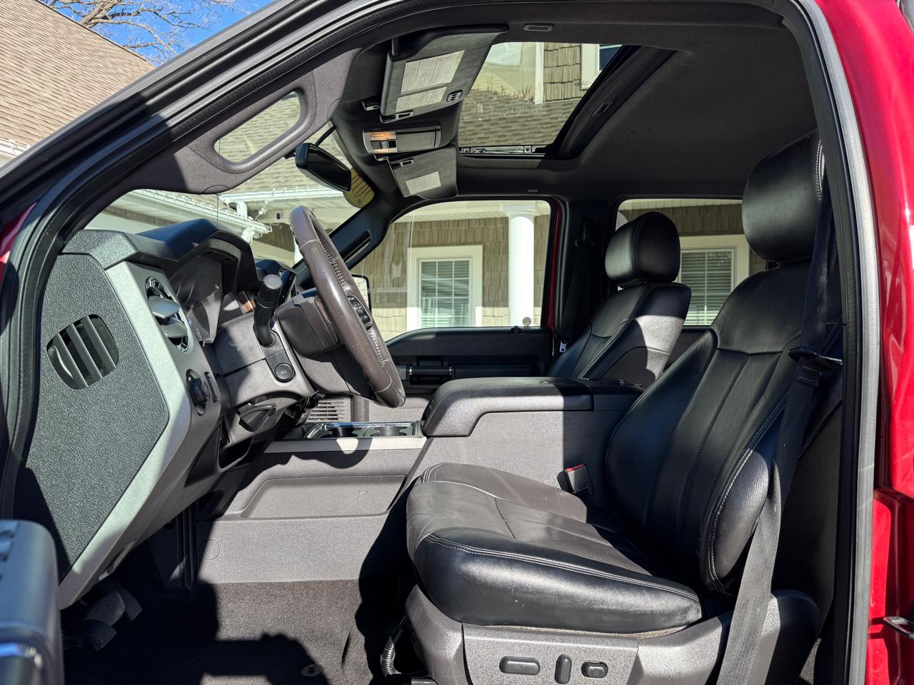 Ford Super Duty F-350 SRW 4WD Crew Cab 172" Lariat 2016