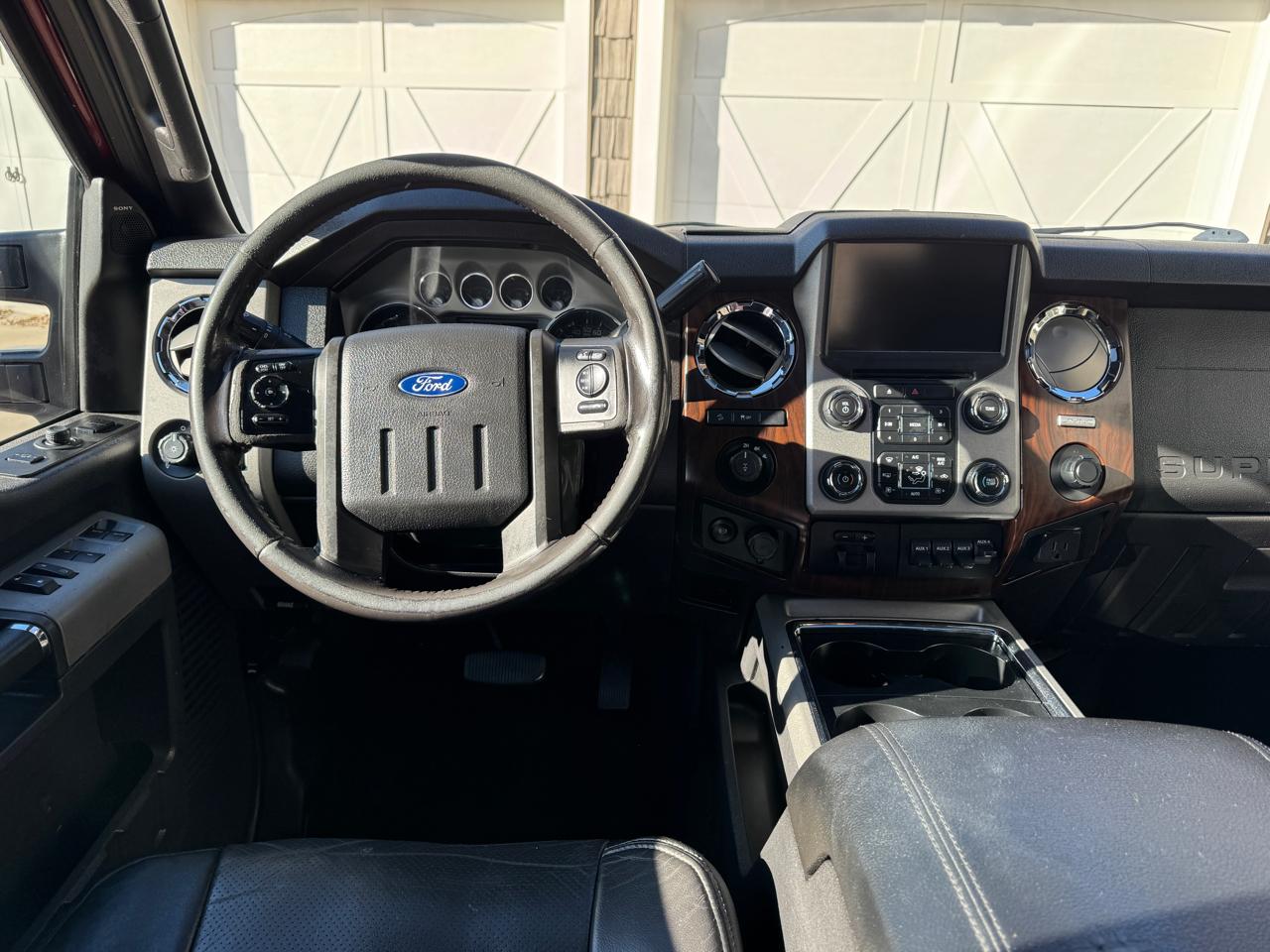 Ford Super Duty F-350 SRW 4WD Crew Cab 172" Lariat 2016