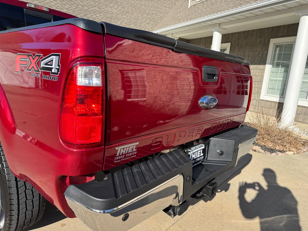 Ford Super Duty F-350 SRW 4WD Crew Cab 172" Lariat 2016