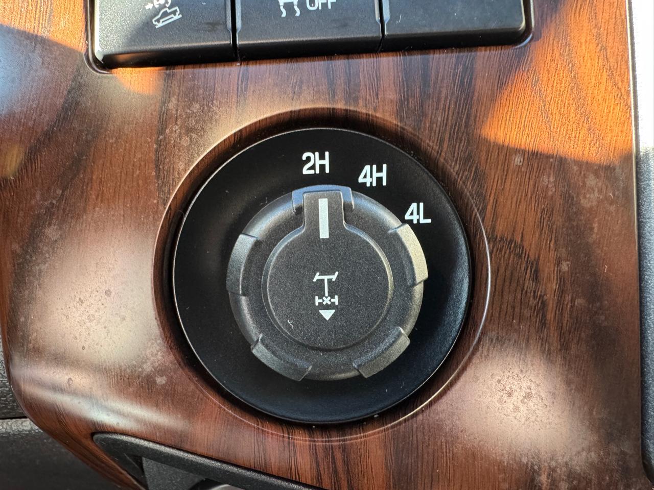 Ford Super Duty F-350 SRW 4WD Crew Cab 172" Lariat 2016