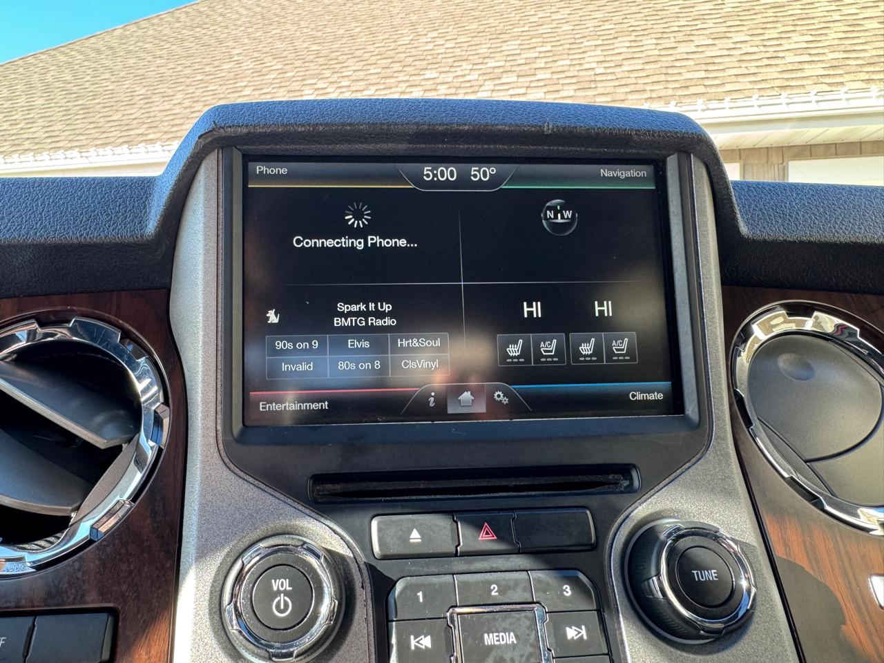 Ford Super Duty F-350 SRW 4WD Crew Cab 172" Lariat 2016