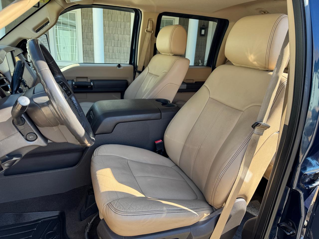 Ford Super Duty F-250 SRW 4WD Crew Cab 172" Lariat 2016