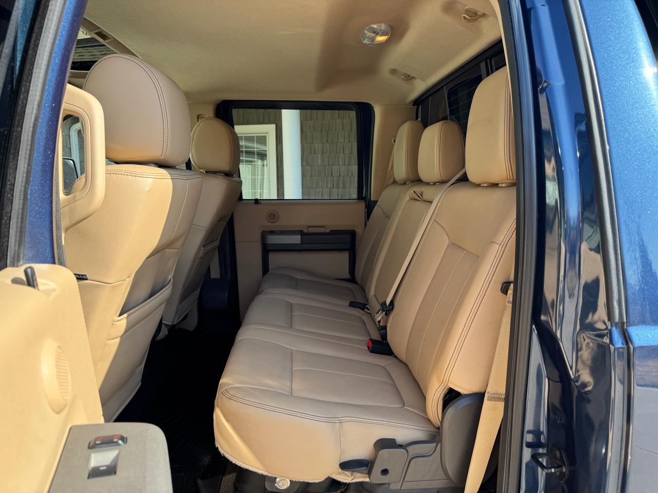 Ford Super Duty F-250 SRW 4WD Crew Cab 172" Lariat 2016