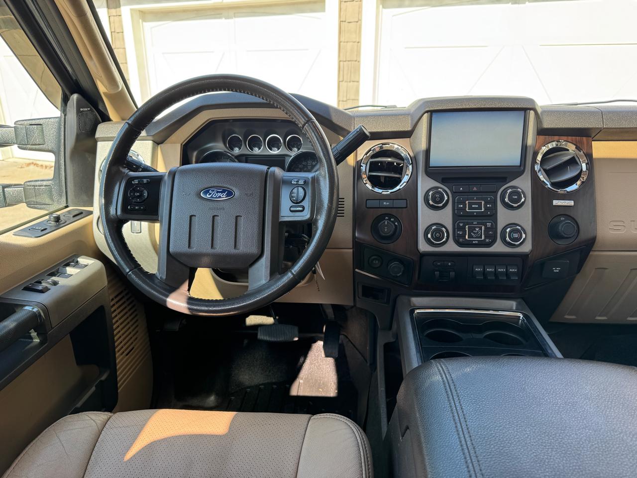 Ford Super Duty F-250 SRW 4WD Crew Cab 172" Lariat 2016