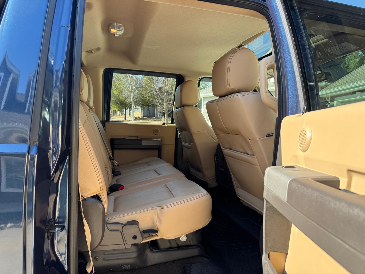 Ford Super Duty F-250 SRW 4WD Crew Cab 172" Lariat 2016