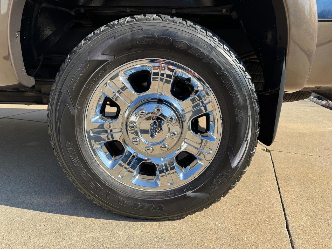 Ford Super Duty F-250 SRW 4WD Crew Cab 172" Lariat 2016