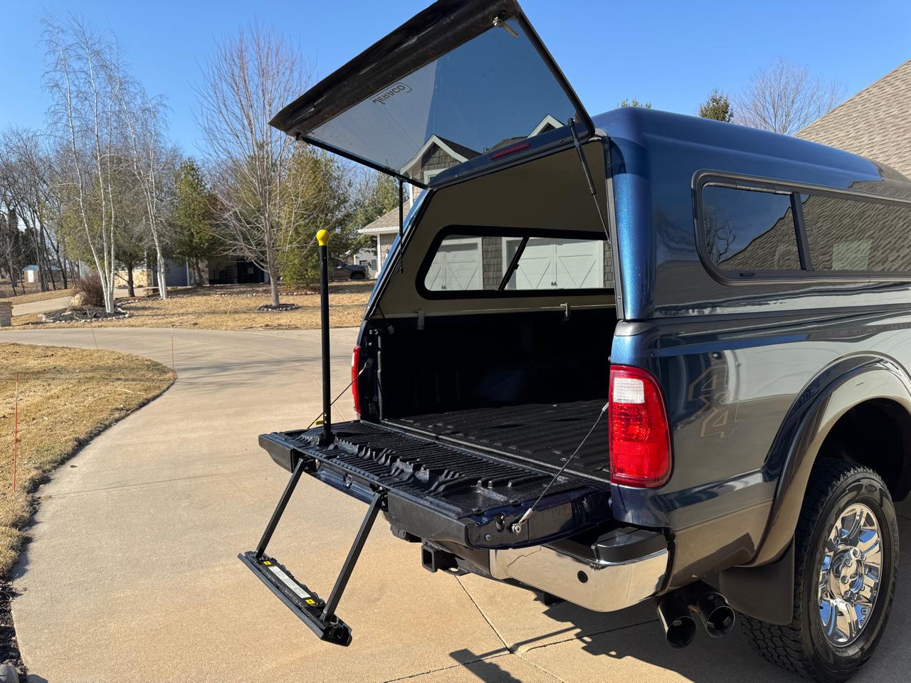 Ford Super Duty F-250 SRW 4WD Crew Cab 172" Lariat 2016