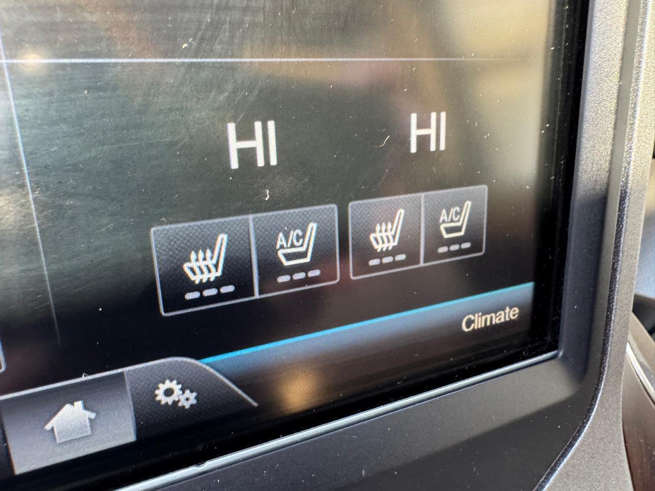 Ford Super Duty F-250 SRW 4WD Crew Cab 172" Lariat 2016