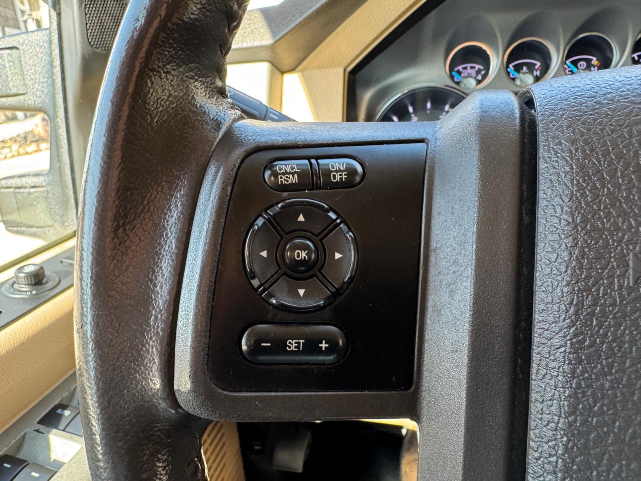 Ford Super Duty F-250 SRW 4WD Crew Cab 172" Lariat 2016