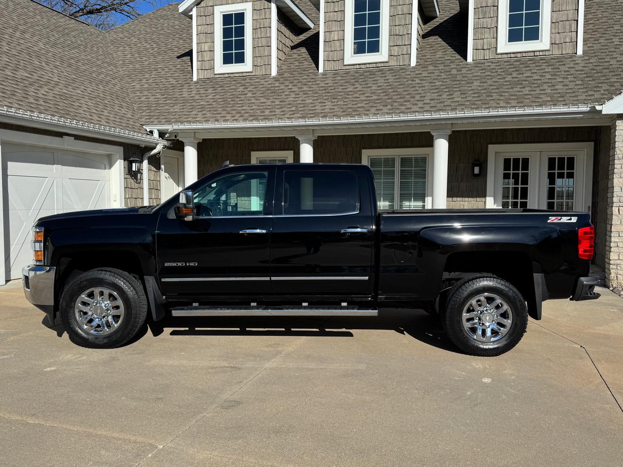 Chevrolet Silverado 2500HD 4WD Crew Cab 153.7" LTZ 2016