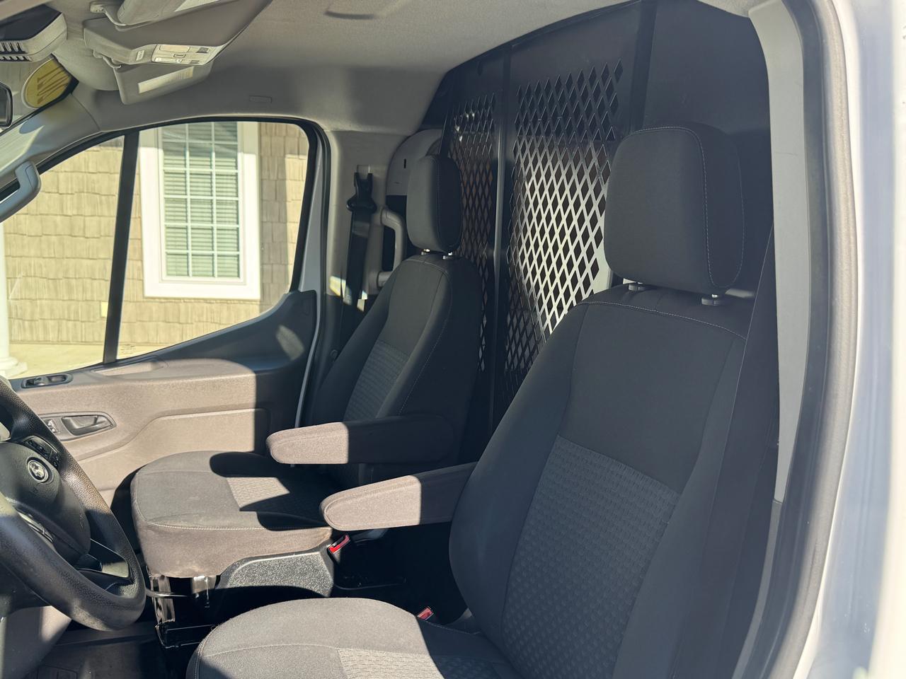 Ford Transit Cargo Van T-250 130" Low Rf 9070 GVWR RWD 2021