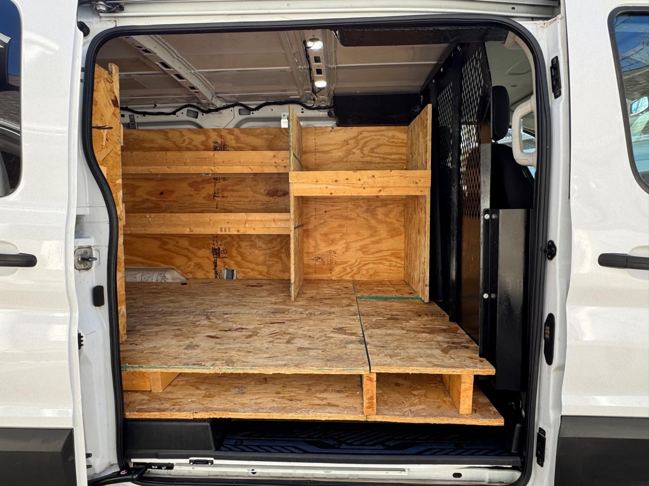 Ford Transit Cargo Van T-250 130" Low Rf 9070 GVWR RWD 2021