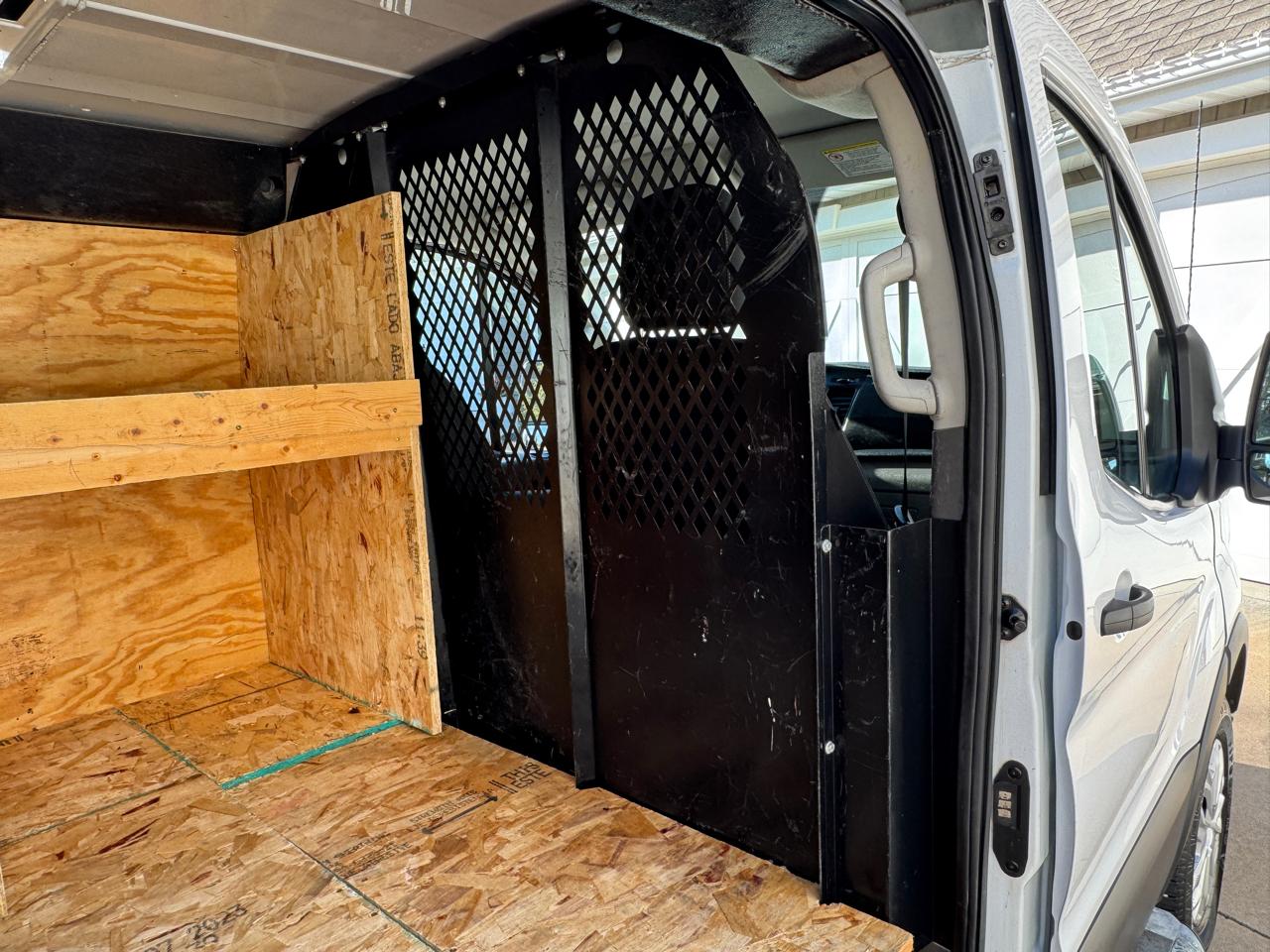 Ford Transit Cargo Van T-250 130" Low Rf 9070 GVWR RWD 2021