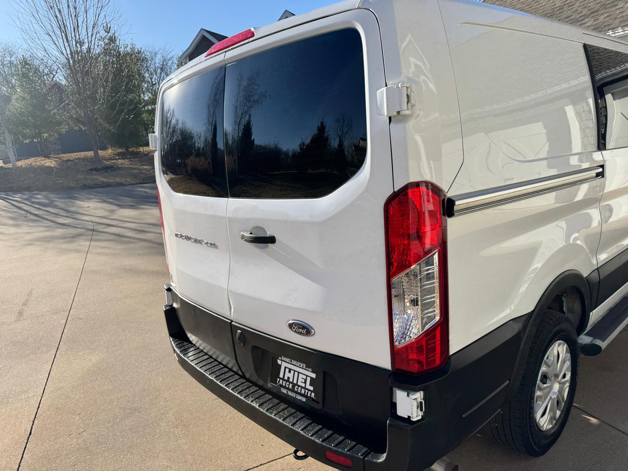 Ford Transit Cargo Van T-250 130" Low Rf 9070 GVWR RWD 2021