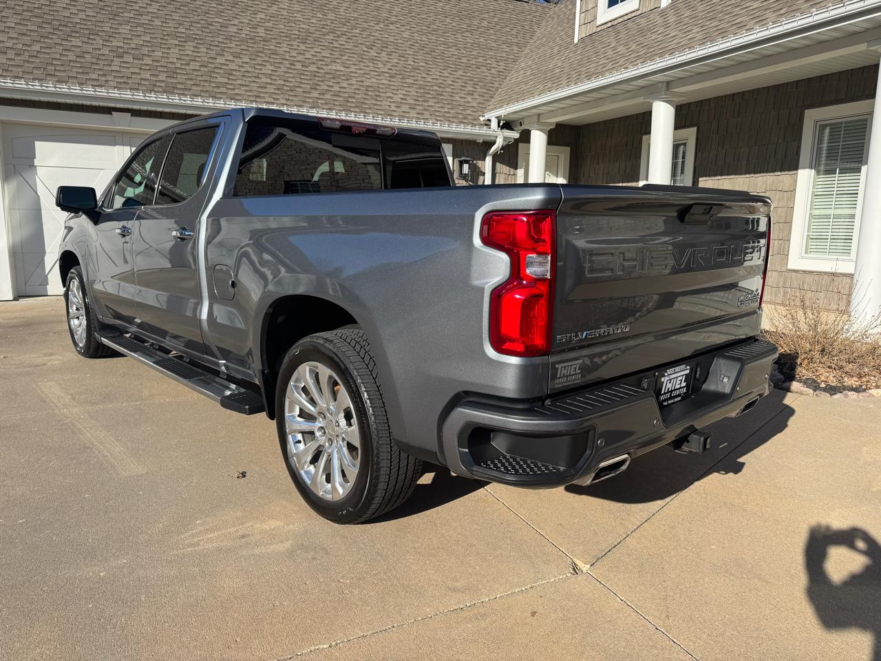 Chevrolet Silverado 1500 4WD Crew Cab 157" High Country 2020