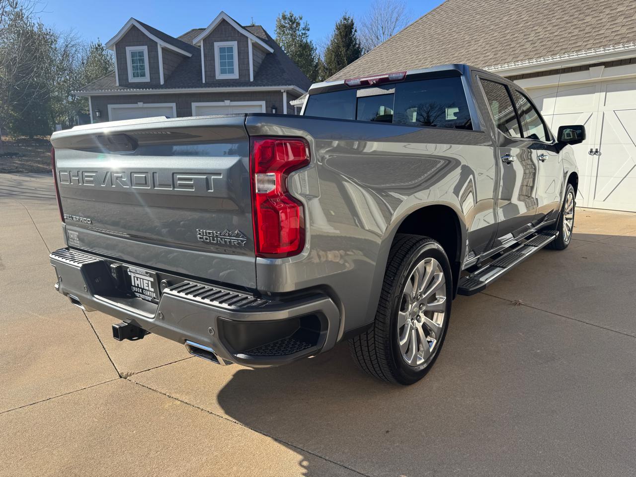 Chevrolet Silverado 1500 4WD Crew Cab 157" High Country 2020