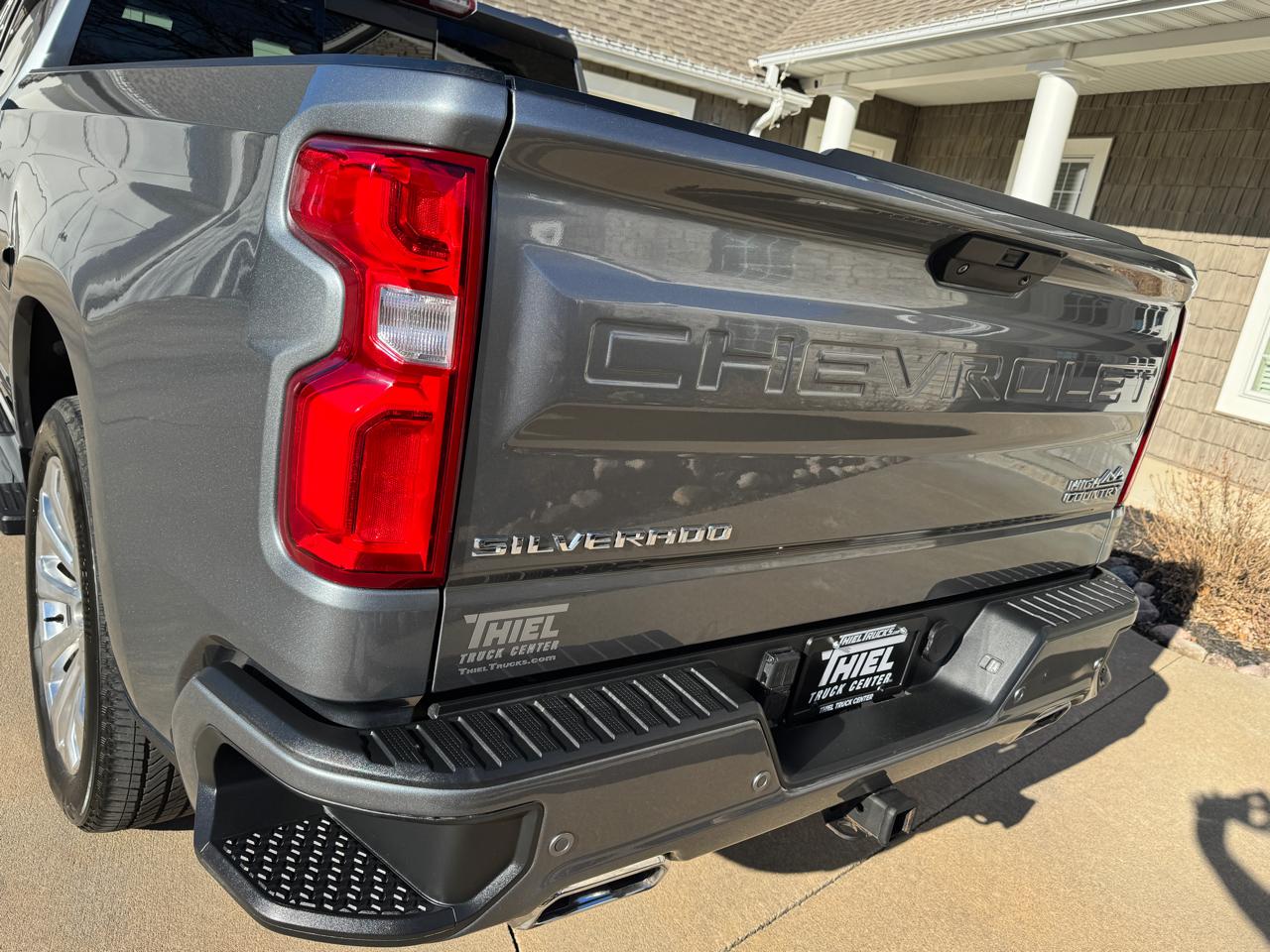 Chevrolet Silverado 1500 4WD Crew Cab 157" High Country 2020