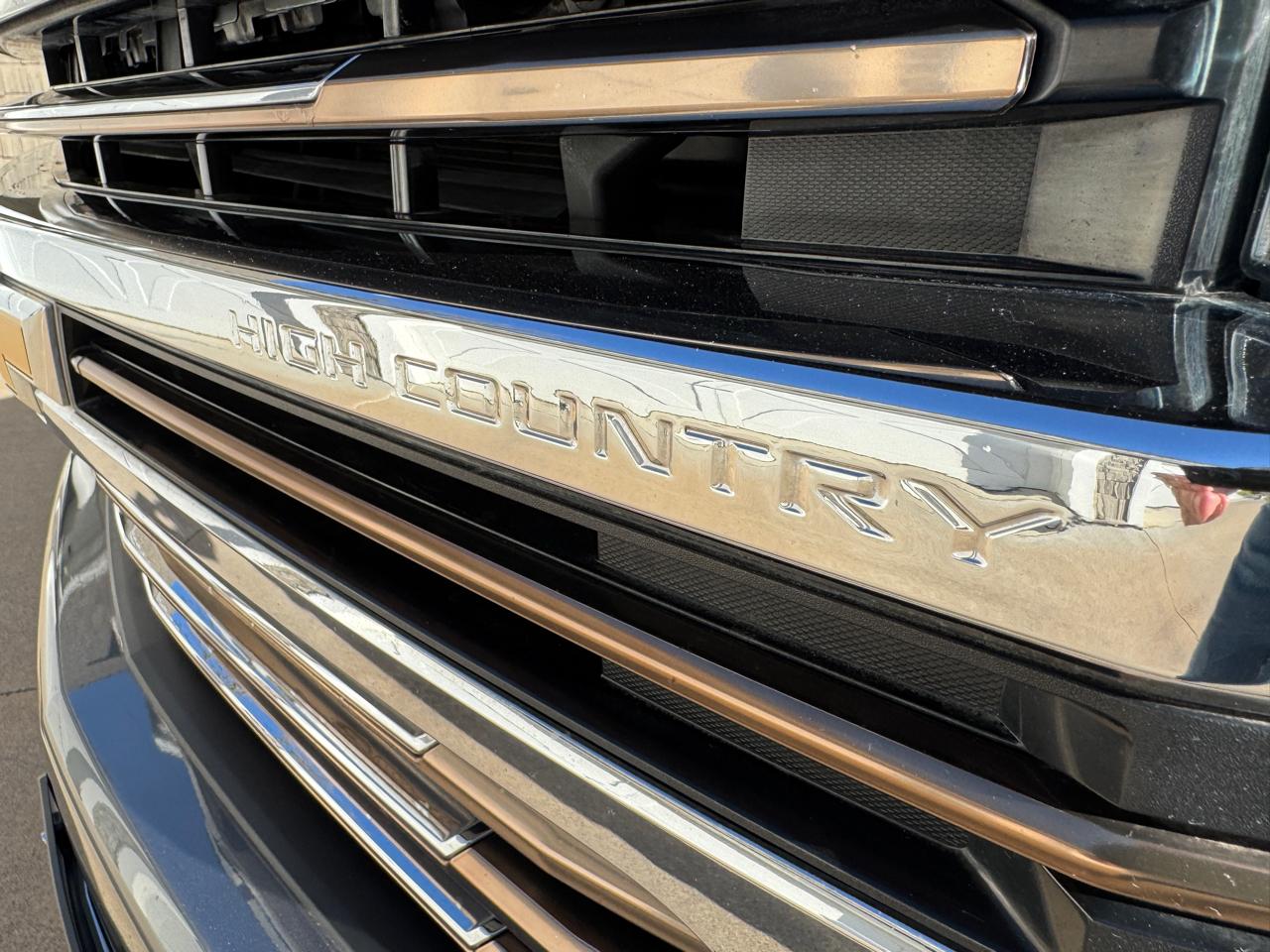 Chevrolet Silverado 1500 4WD Crew Cab 157" High Country 2020