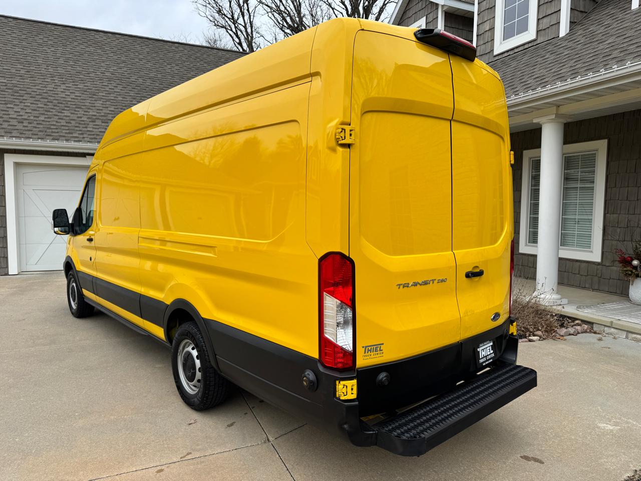 Ford Transit Van T-250 148" EL Hi Rf 9000 GVWR Sliding RH Dr 2019