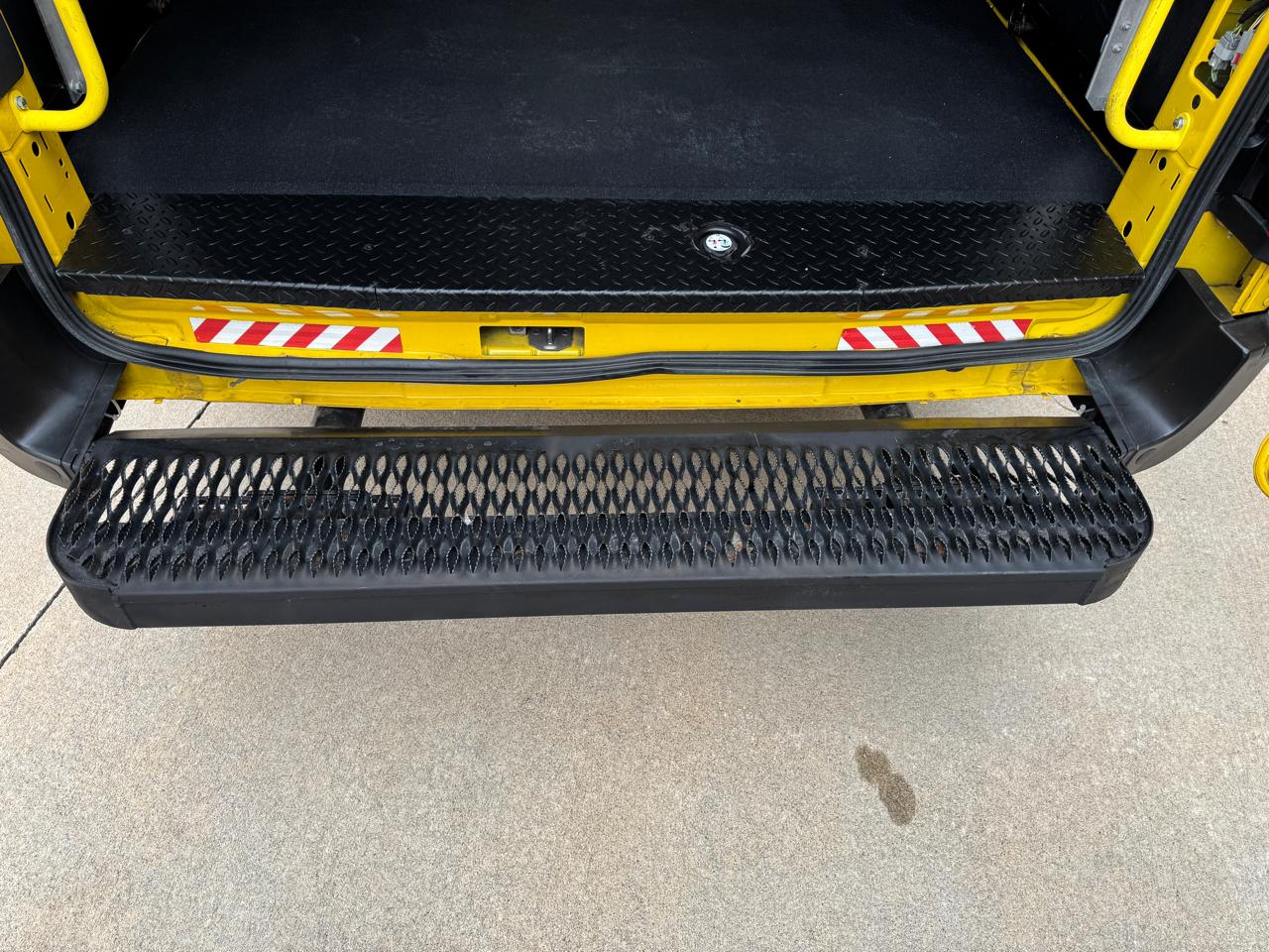 Ford Transit Van T-250 148" EL Hi Rf 9000 GVWR Sliding RH Dr 2019