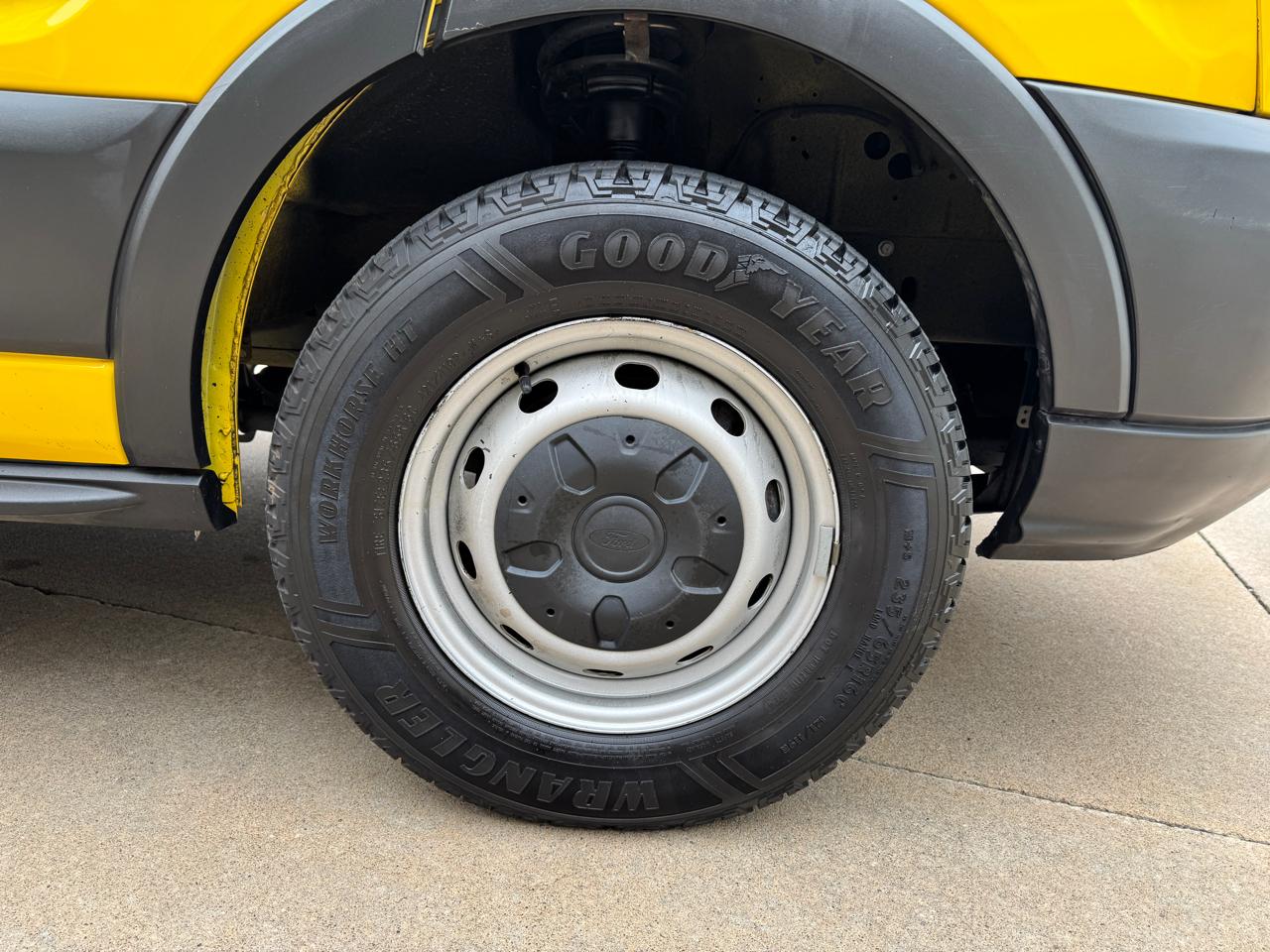 Ford Transit Van T-250 148" EL Hi Rf 9000 GVWR Sliding RH Dr 2019