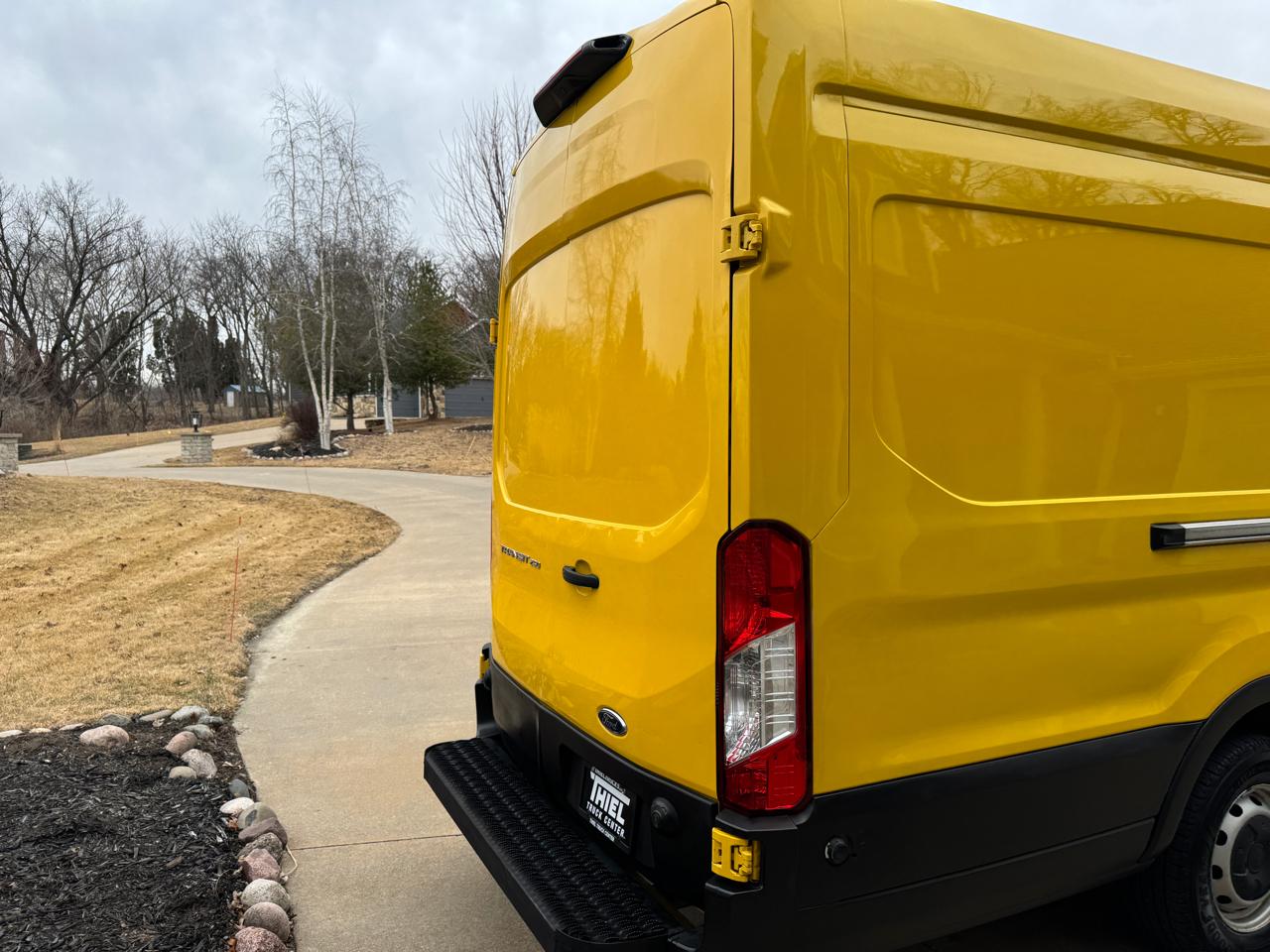 Ford Transit Van T-250 148" EL Hi Rf 9000 GVWR Sliding RH Dr 2019