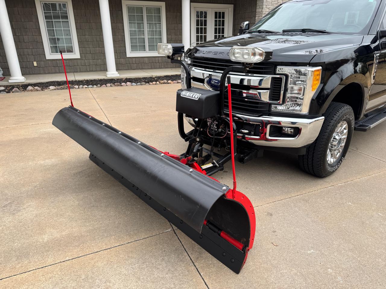 Ford Super Duty F-250 SRW XLT 4WD Crew Cab 6.75' Box 2017