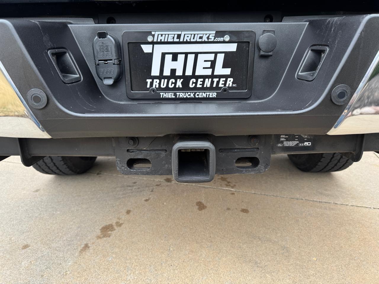 Ford Super Duty F-250 SRW XLT 4WD Crew Cab 6.75' Box 2017