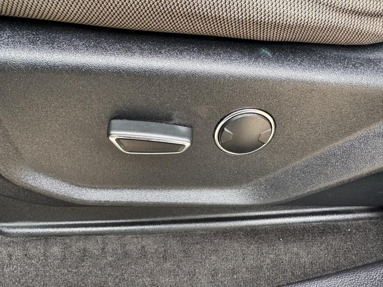 Ford Super Duty F-250 SRW XLT 4WD Crew Cab 6.75' Box 2017