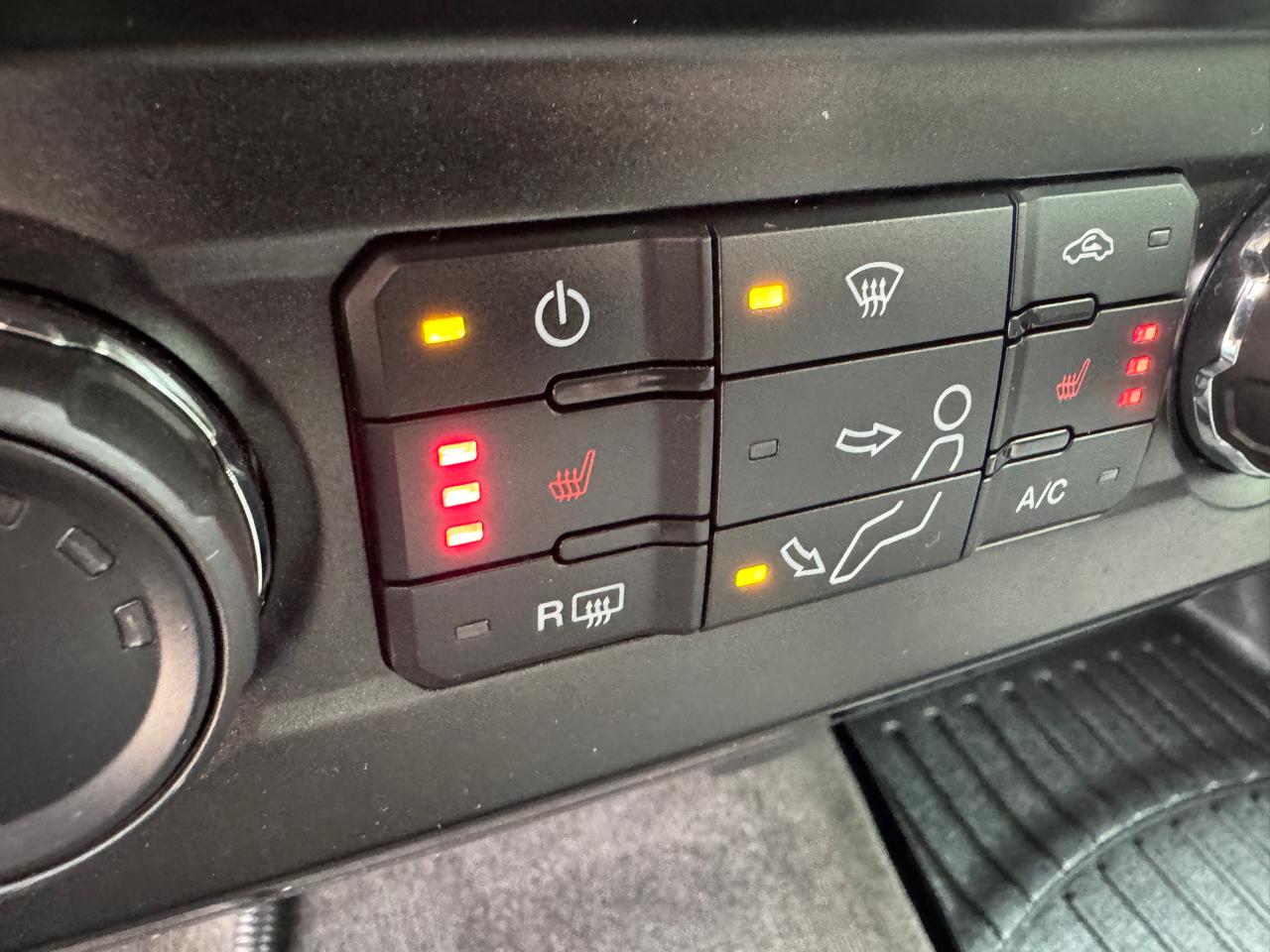 Ford Super Duty F-250 SRW XLT 4WD Crew Cab 6.75' Box 2017