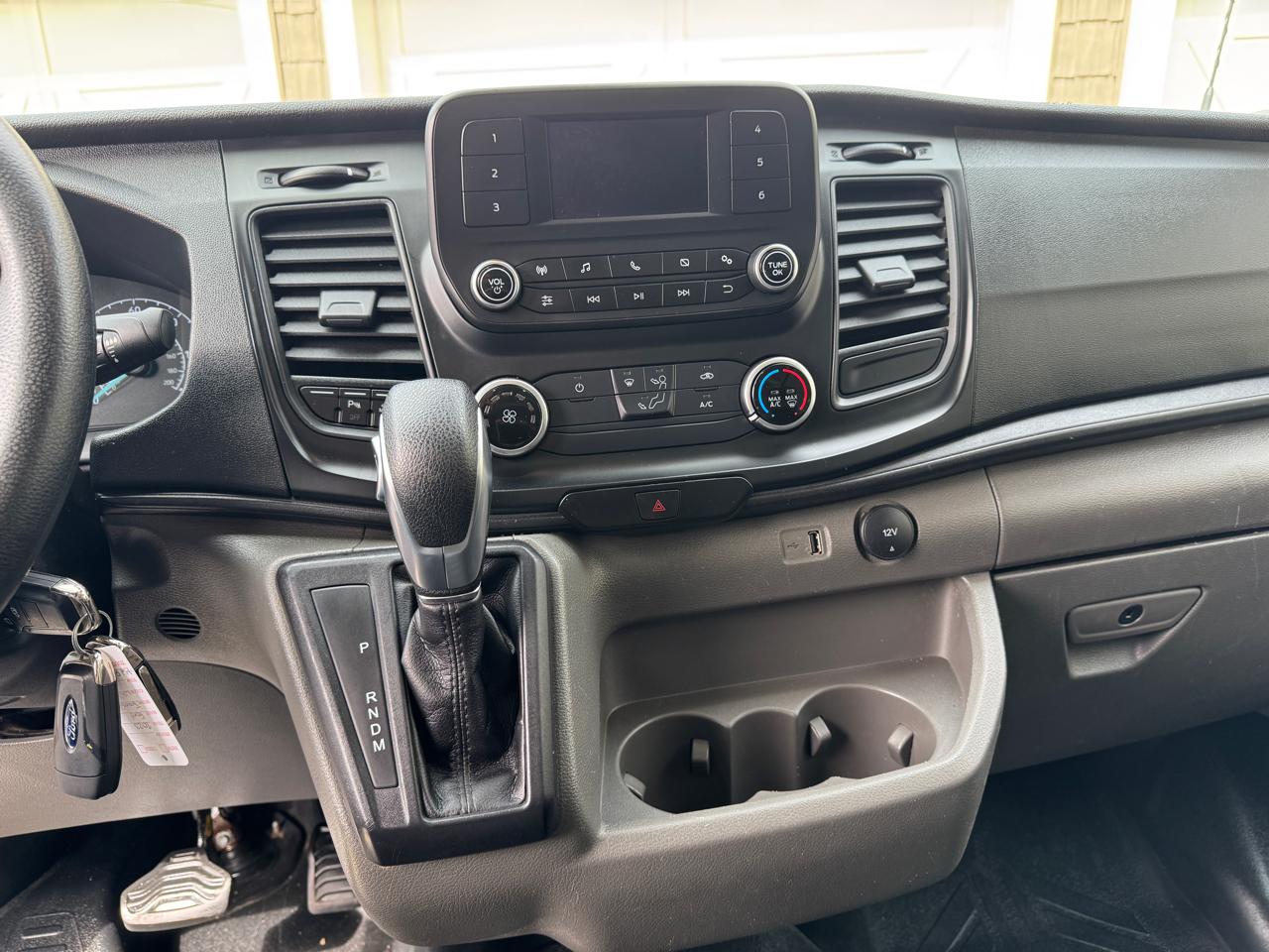 Ford Transit Cargo Van T-250 130" Med Rf 9070 GVWR RWD 2023