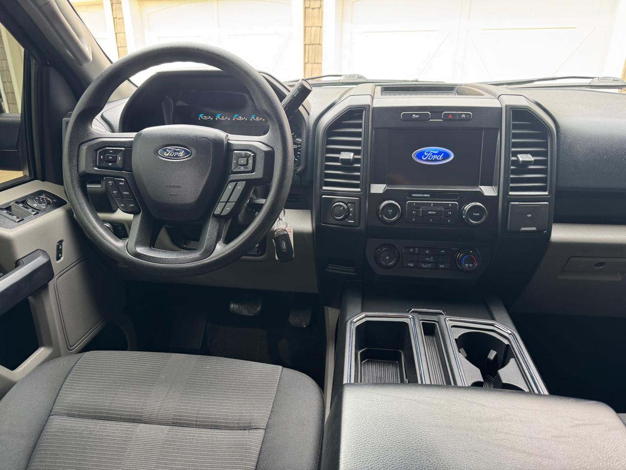 Ford F-150 STX 4WD SuperCrew 5.5' Box 2020