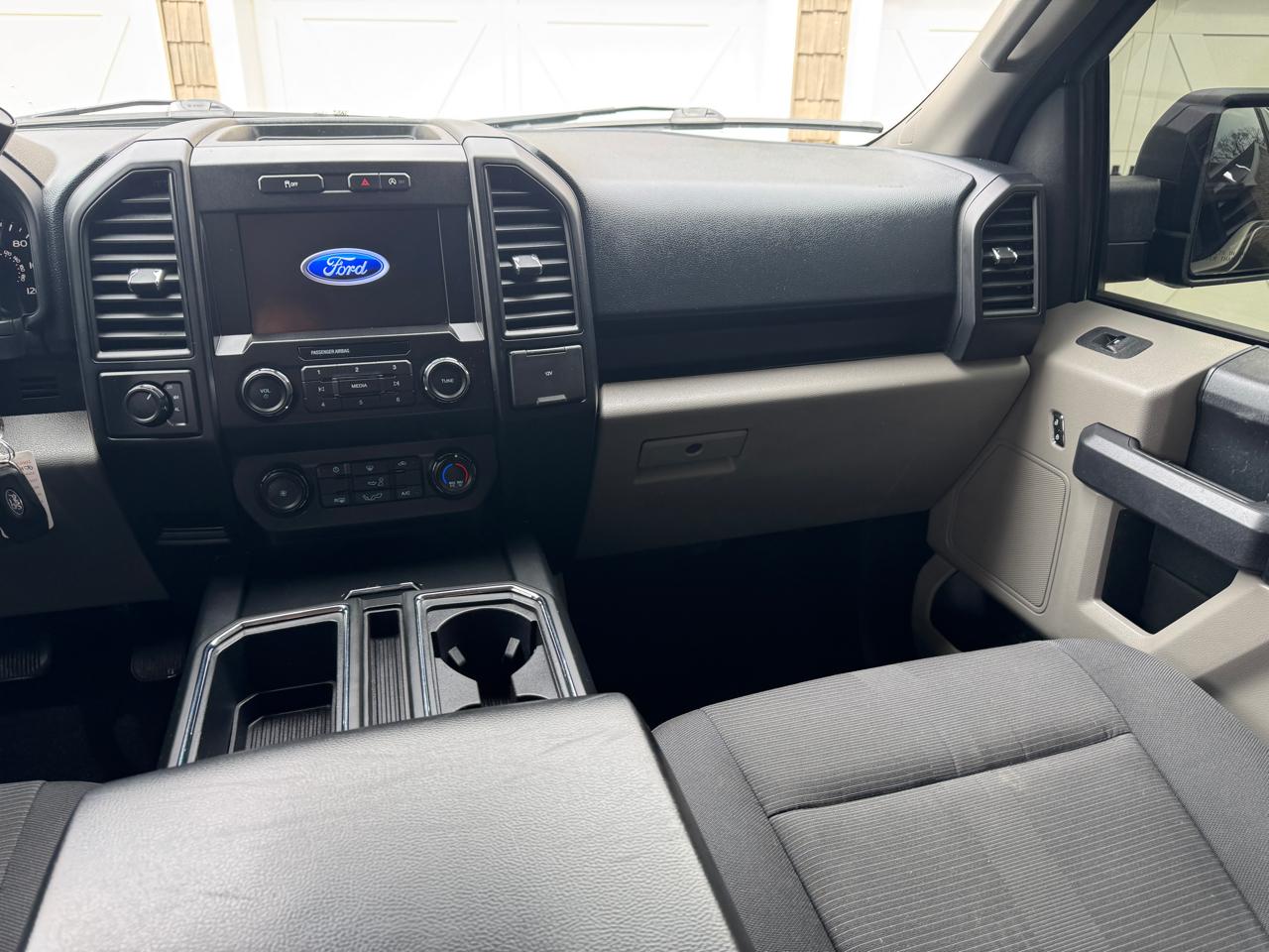 Ford F-150 STX 4WD SuperCrew 5.5' Box 2020