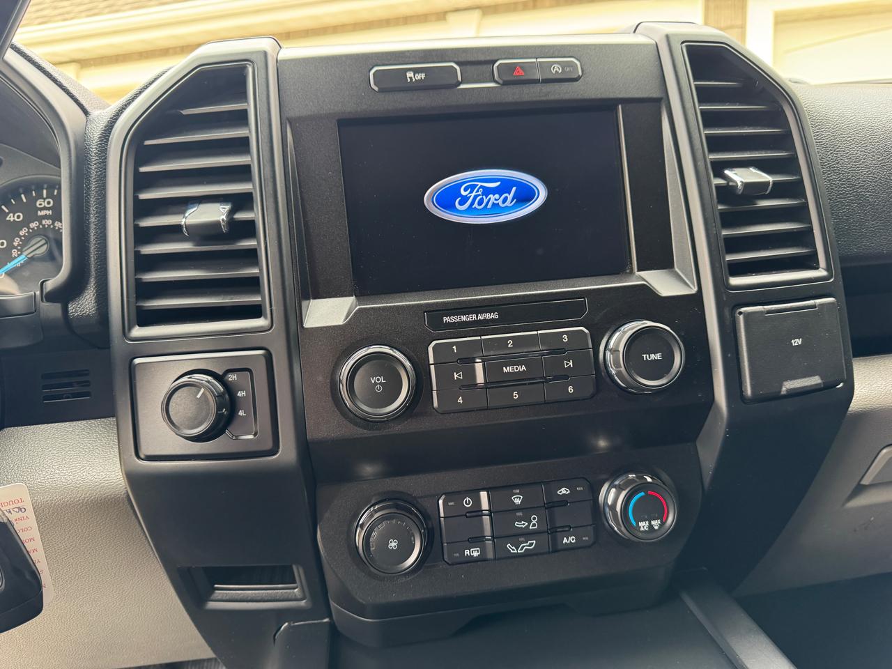 Ford F-150 STX 4WD SuperCrew 5.5' Box 2020