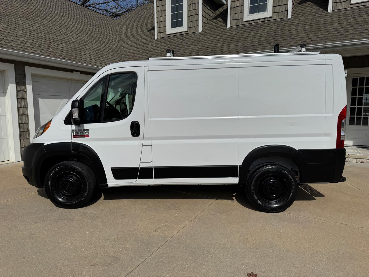 RAM ProMaster Cargo Van 1500 Low Roof 118" WB 2022