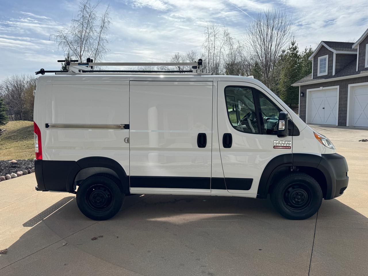 RAM ProMaster Cargo Van 1500 Low Roof 118" WB 2022