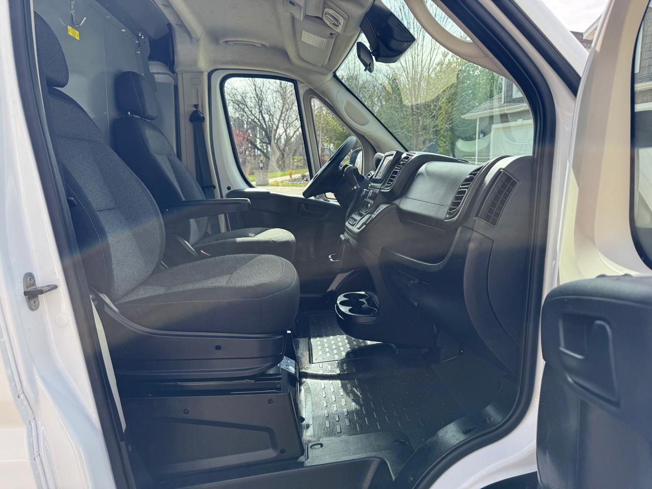 RAM ProMaster Cargo Van 1500 Low Roof 118" WB 2022