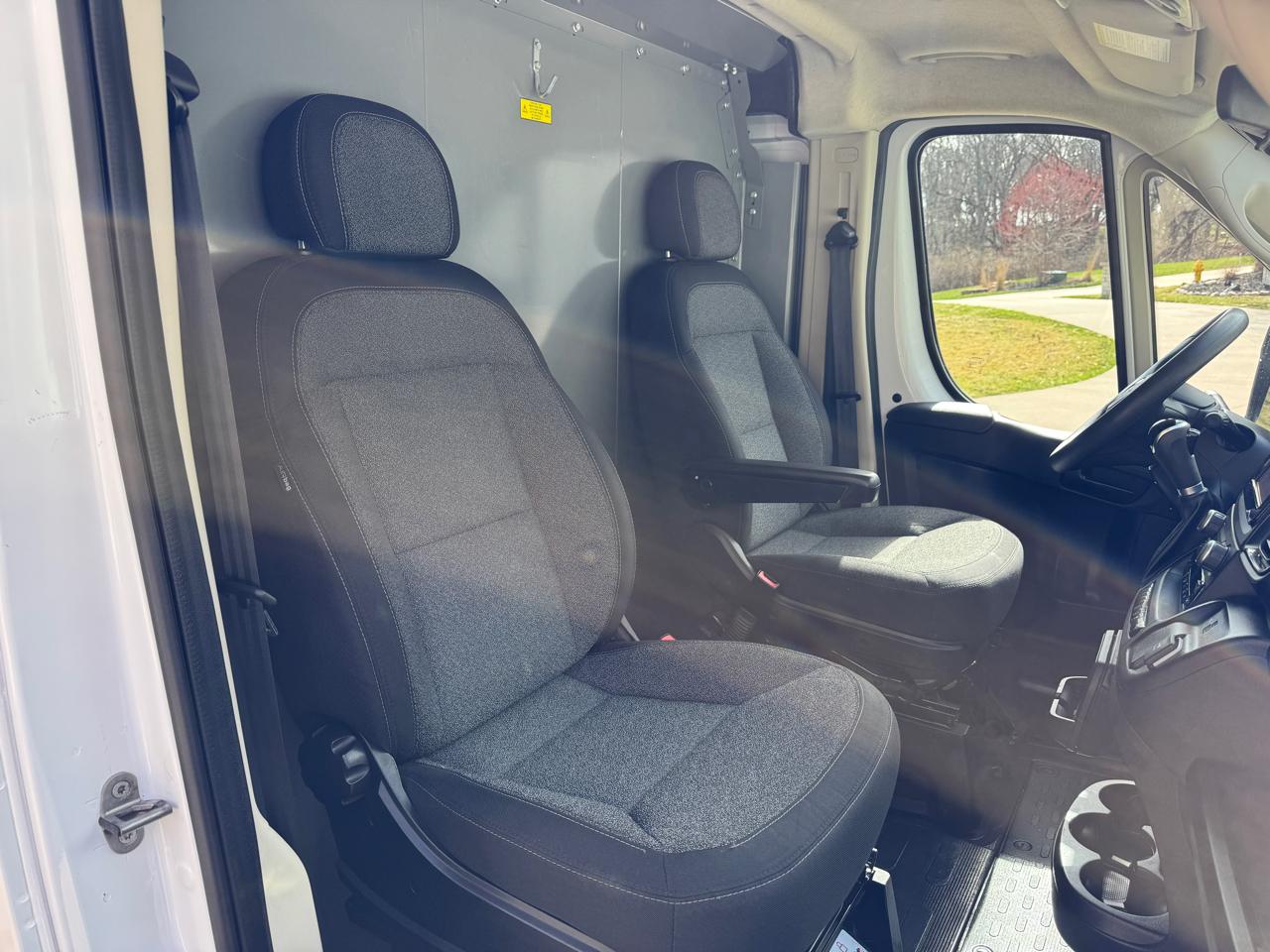 RAM ProMaster Cargo Van 1500 Low Roof 118" WB 2022