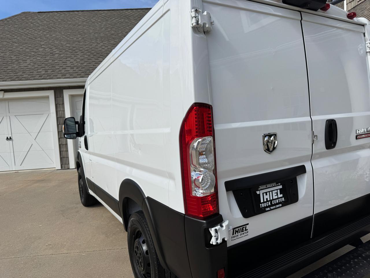 RAM ProMaster Cargo Van 1500 Low Roof 118" WB 2022