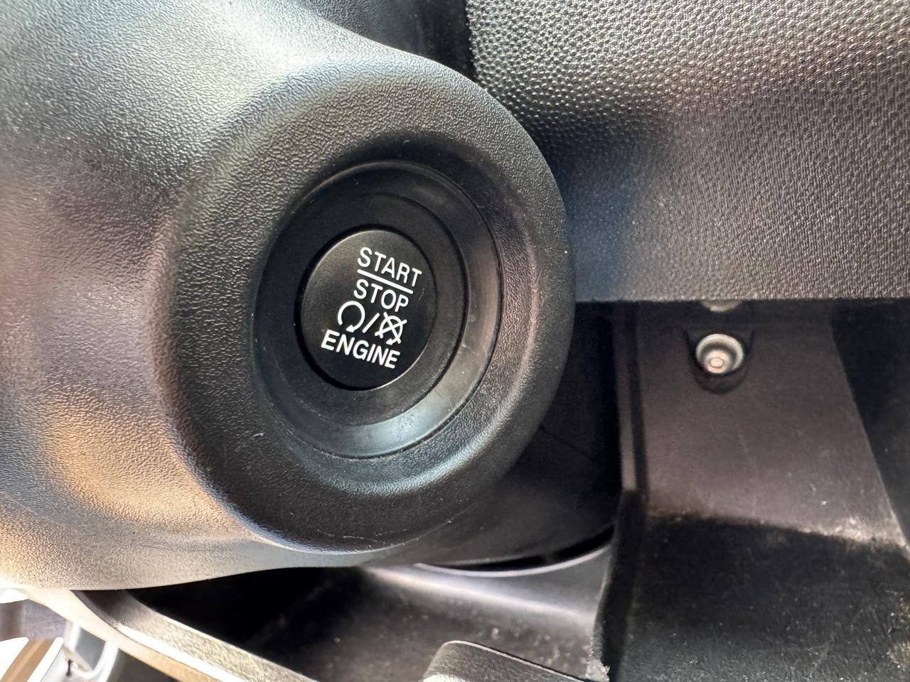 RAM ProMaster Cargo Van 1500 Low Roof 118" WB 2022