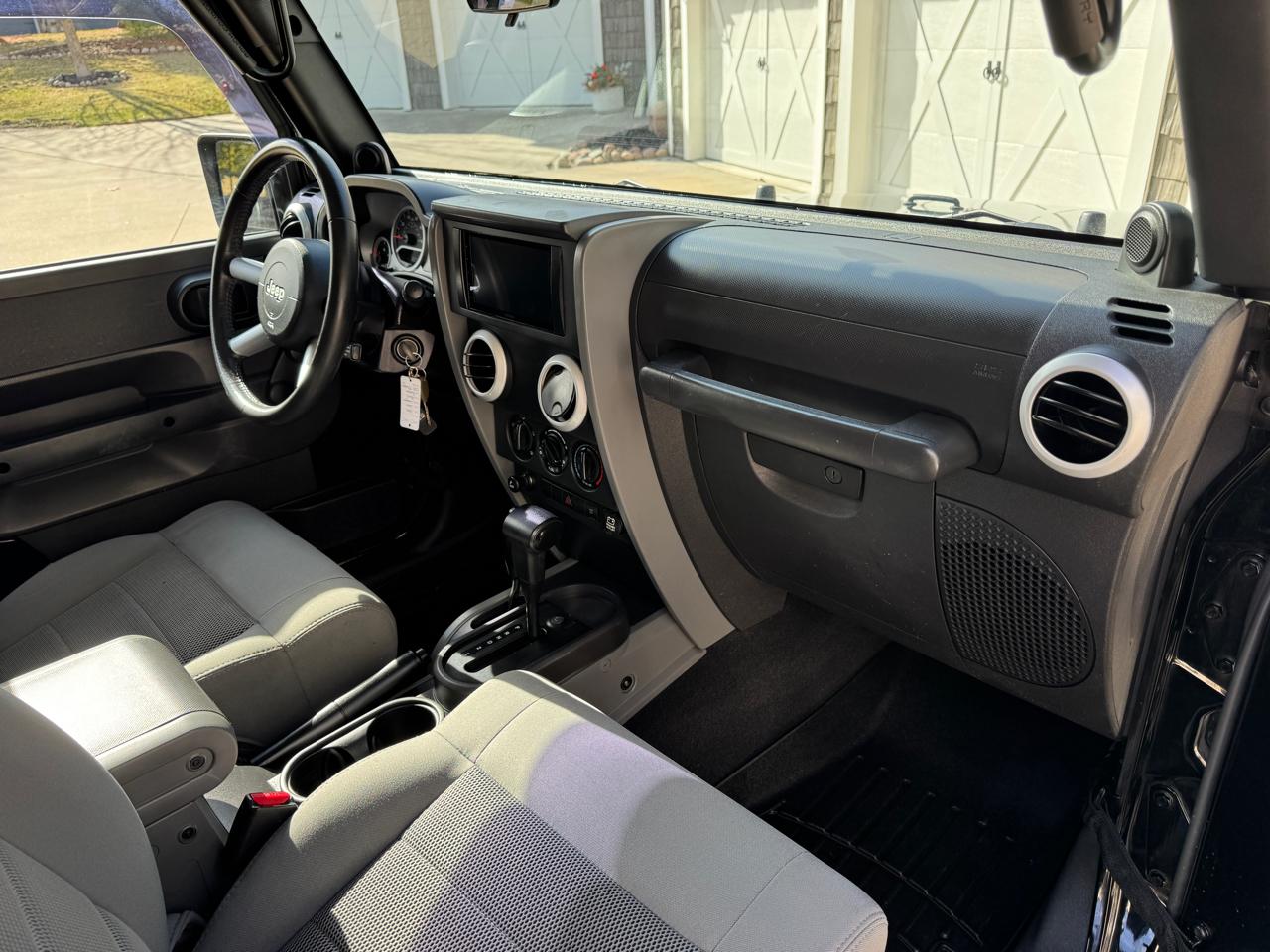 Jeep Wrangler 4WD 2dr Sahara 2008