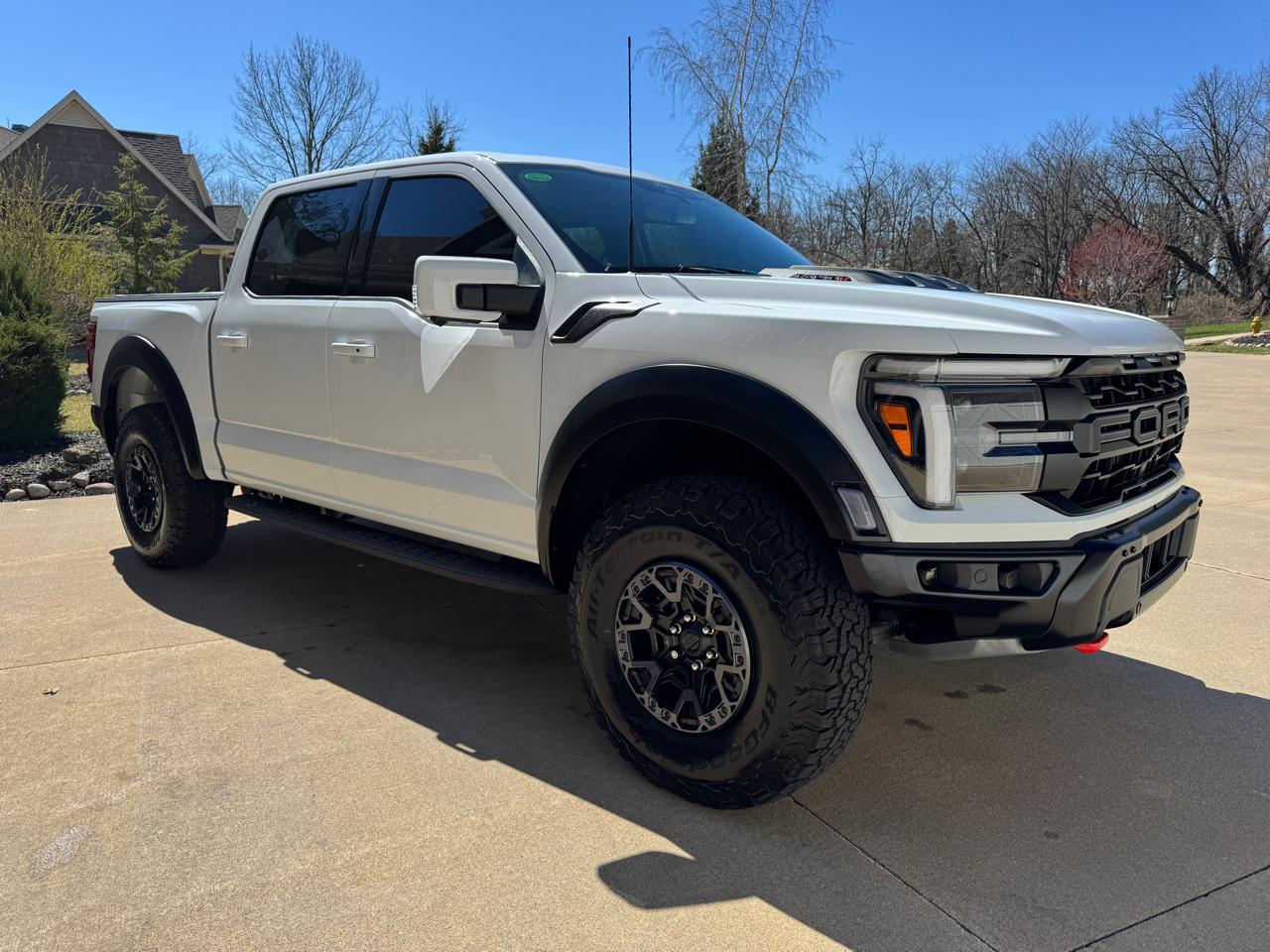 Ford F-150 Raptor 4WD SuperCrew 5.5' Box 2025