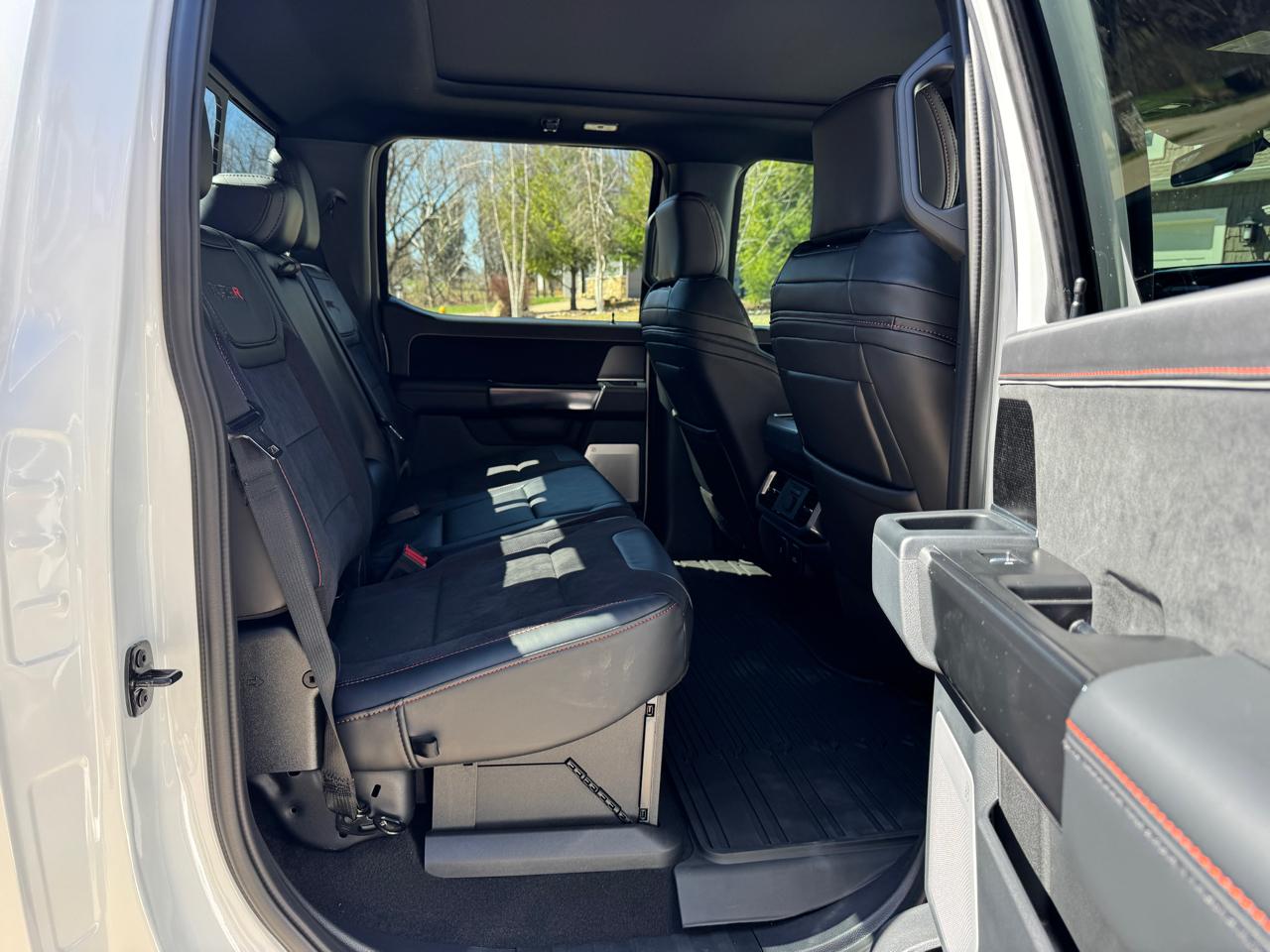 Ford F-150 Raptor 4WD SuperCrew 5.5' Box 2025