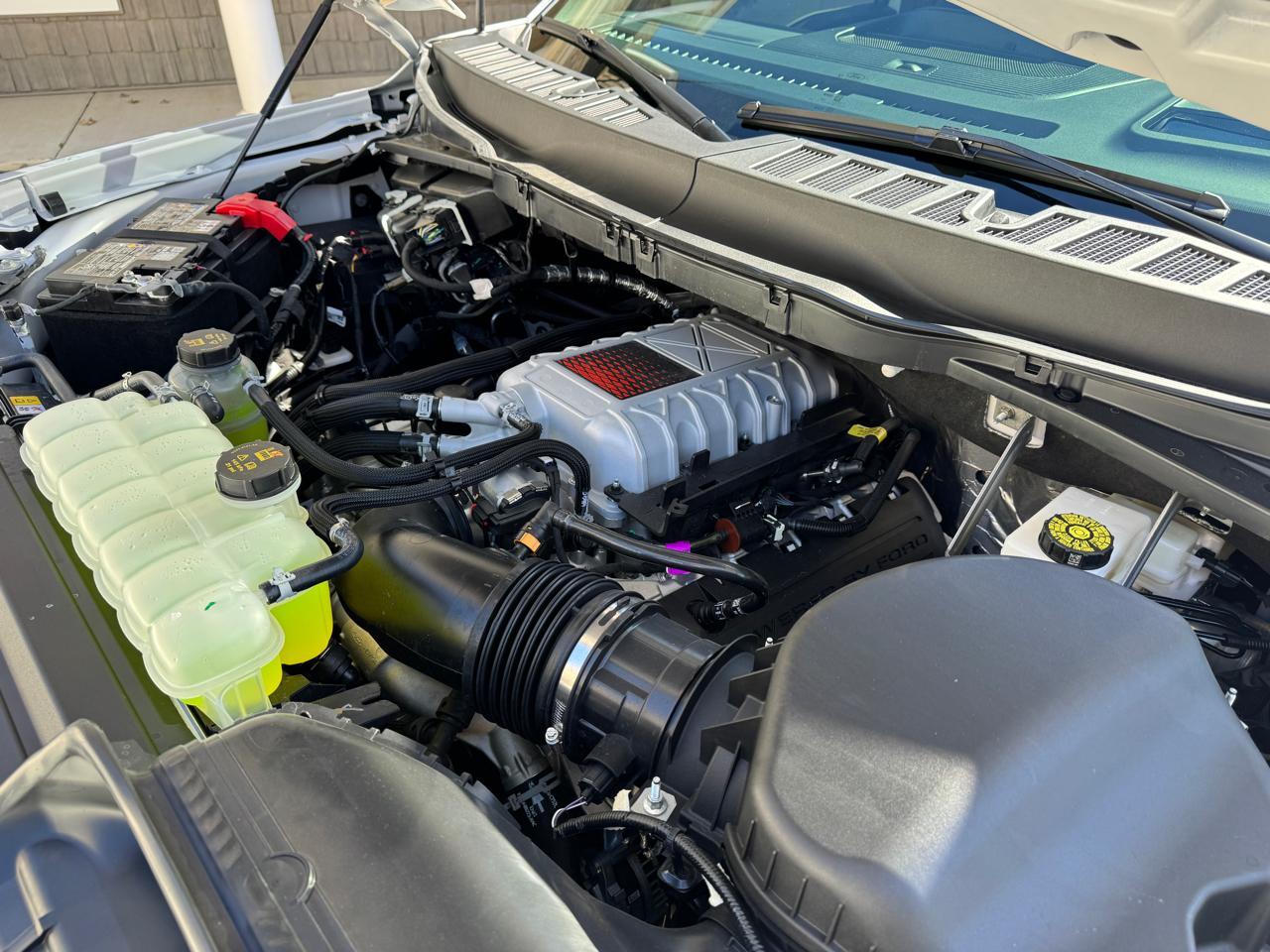 Ford F-150 Raptor 4WD SuperCrew 5.5' Box 2025