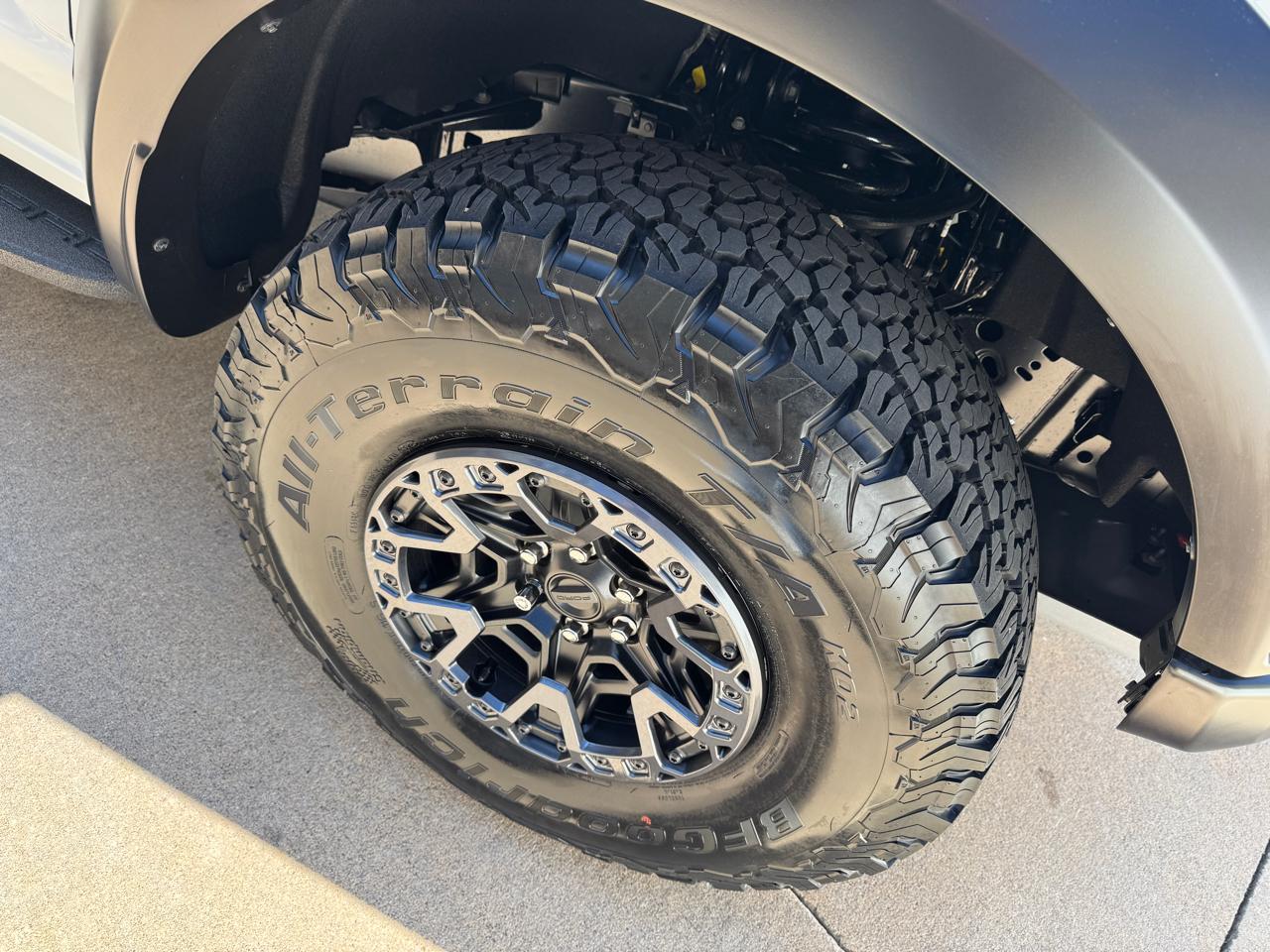 Ford F-150 Raptor 4WD SuperCrew 5.5' Box 2025