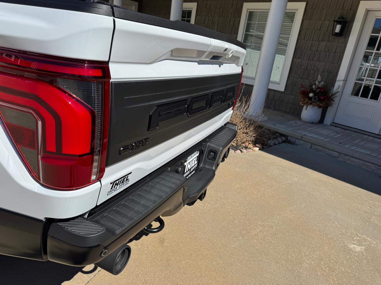 Ford F-150 Raptor 4WD SuperCrew 5.5' Box 2025