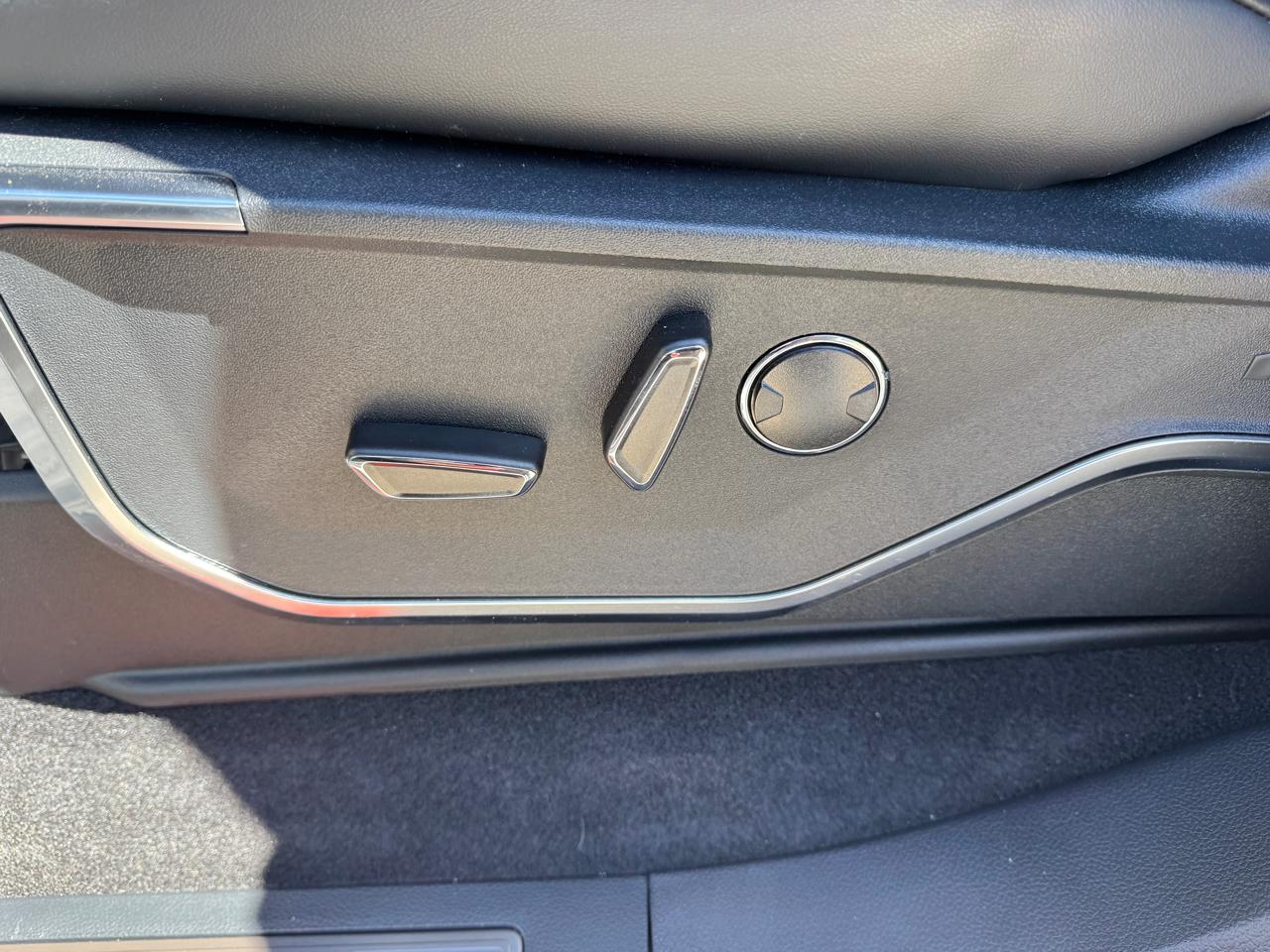 Ford F-150 Raptor 4WD SuperCrew 5.5' Box 2025