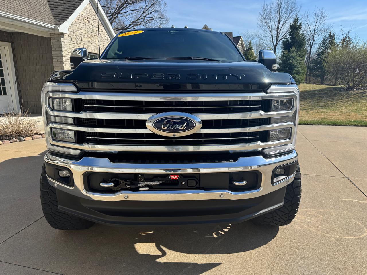 Ford Super Duty F-350 SRW King Ranch 4WD Crew Cab 6.75' Box 2024